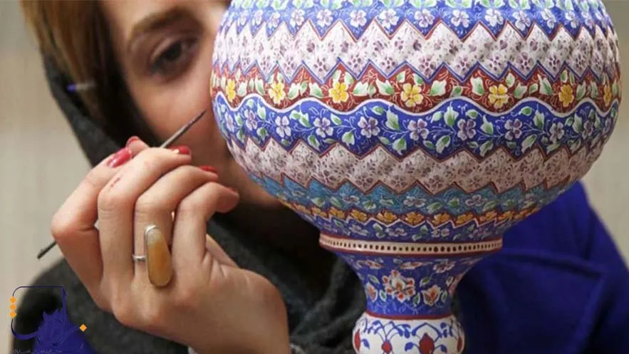 تفاوت میناکاری ایران با چین